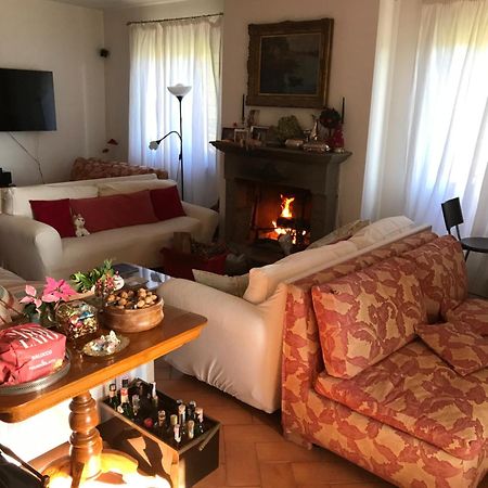 Casale Vicino Al Golf Nazionale Bed & Breakfast Monterosi ภายนอก รูปภาพ