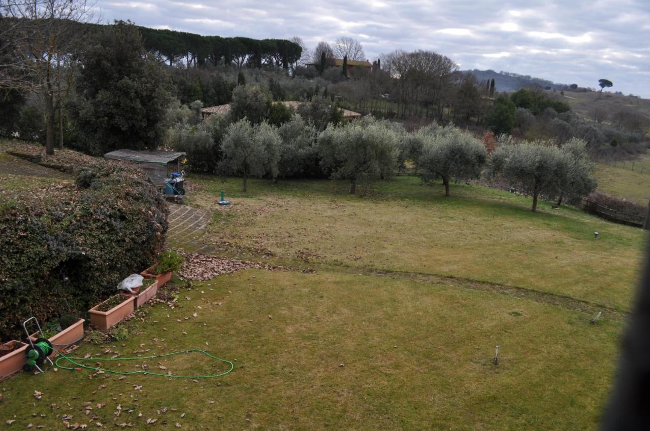 Casale Vicino Al Golf Nazionale Bed & Breakfast Monterosi ภายนอก รูปภาพ